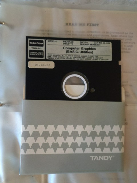 TRS - 80 Model 4 Computer Graphics w/Diskette Catalog No. 26-1126