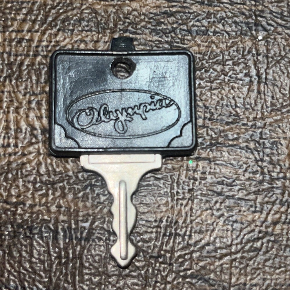 OLYMPIA KEY Silver Black Plastic Top