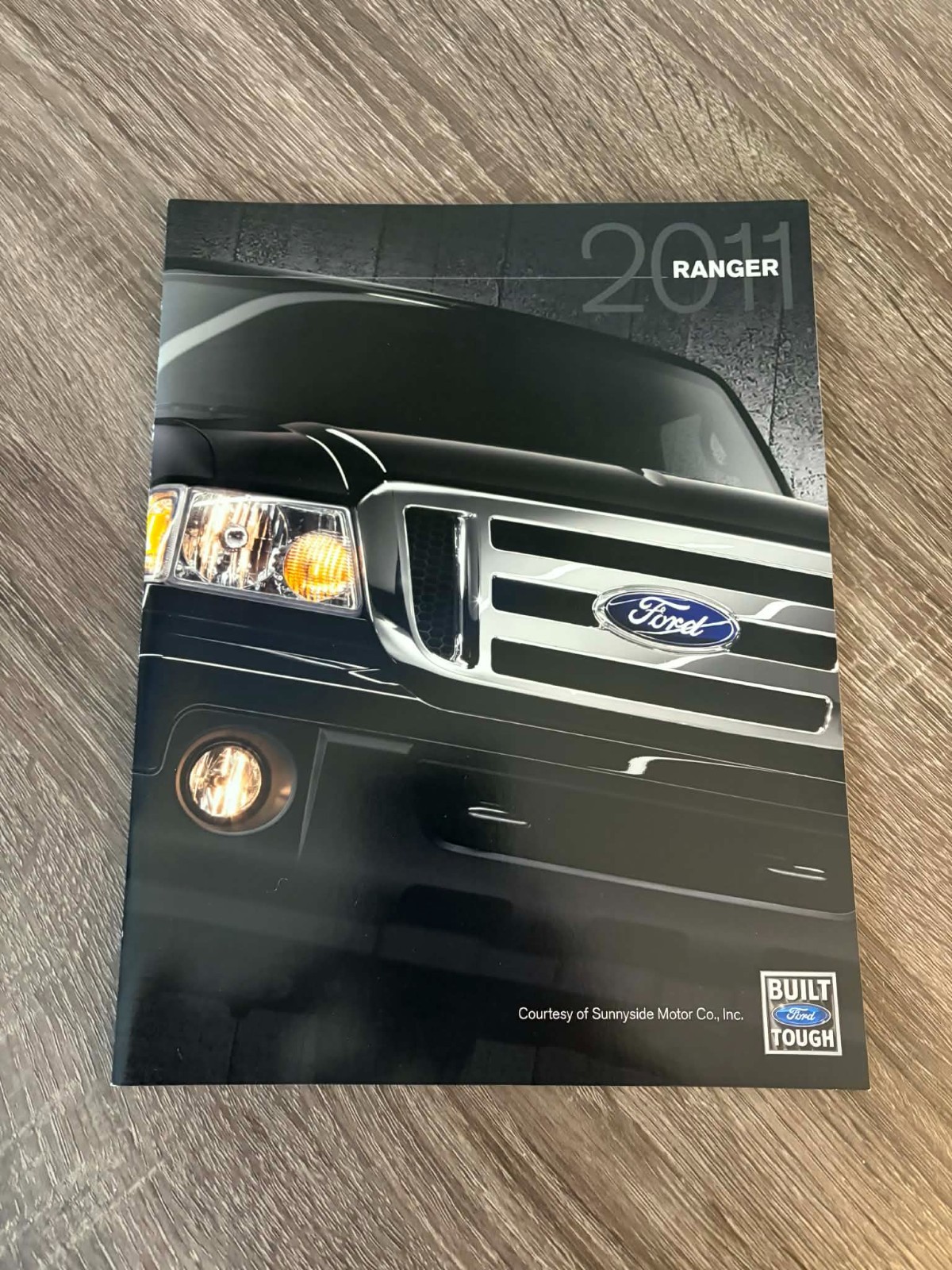 VINTAGE ORIGINAL 2011 FORD RANGER SALES BROCHURE CATALOG