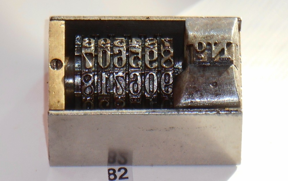 Roberts | letterpress numbering machine | 82R