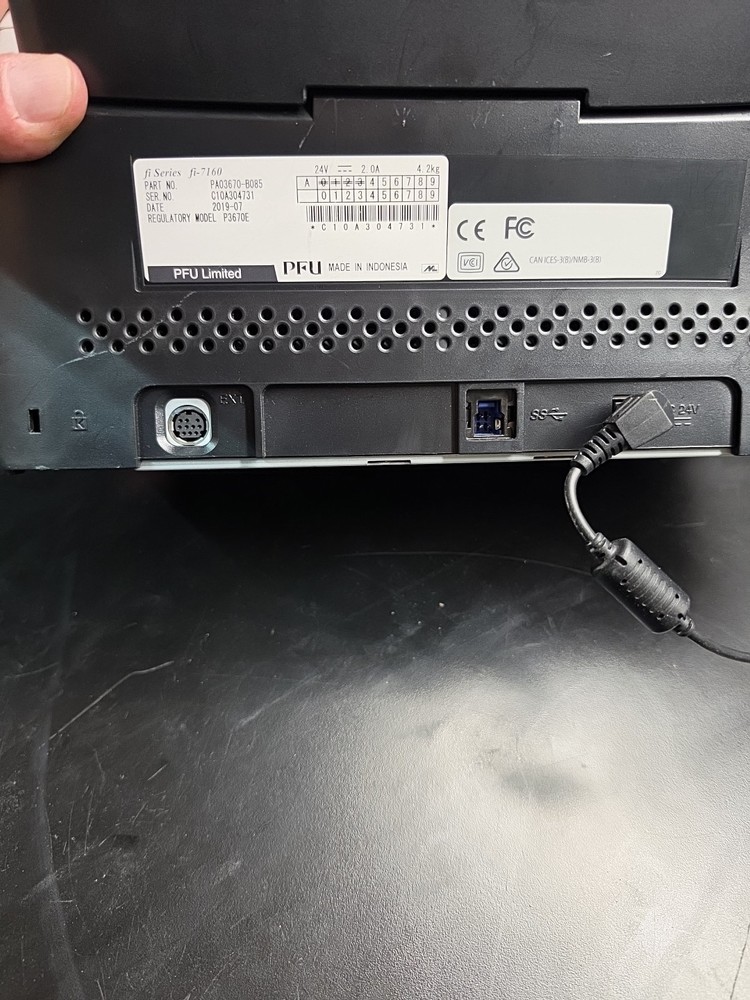 Fujitsu fi-7160 Color Duplex Desktop Document Scanner - COMPLETE