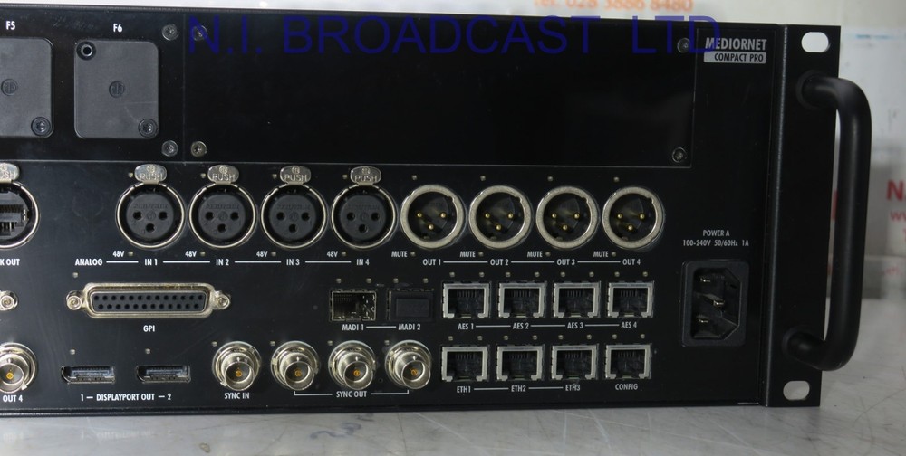 Riedel mediornet compact pro  fibre / 8x 3G / HD audio interface unit (ref 2)