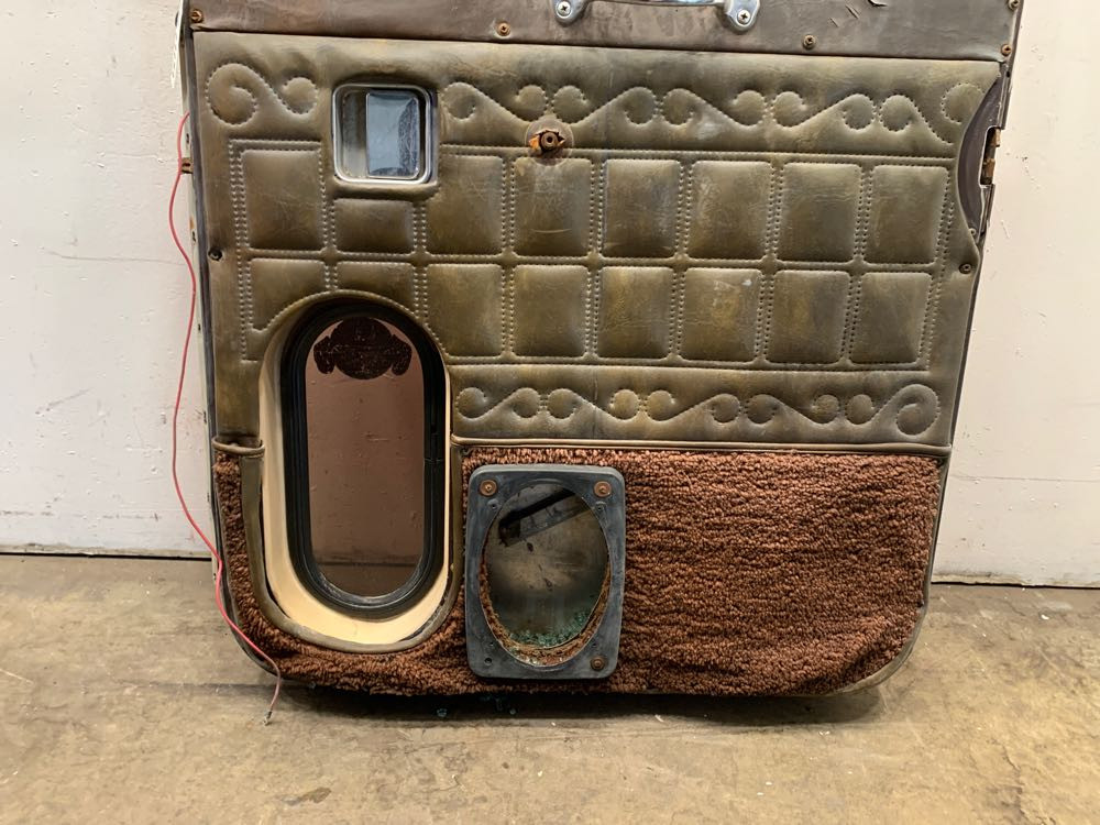 Peterbilt Door (606-13173)