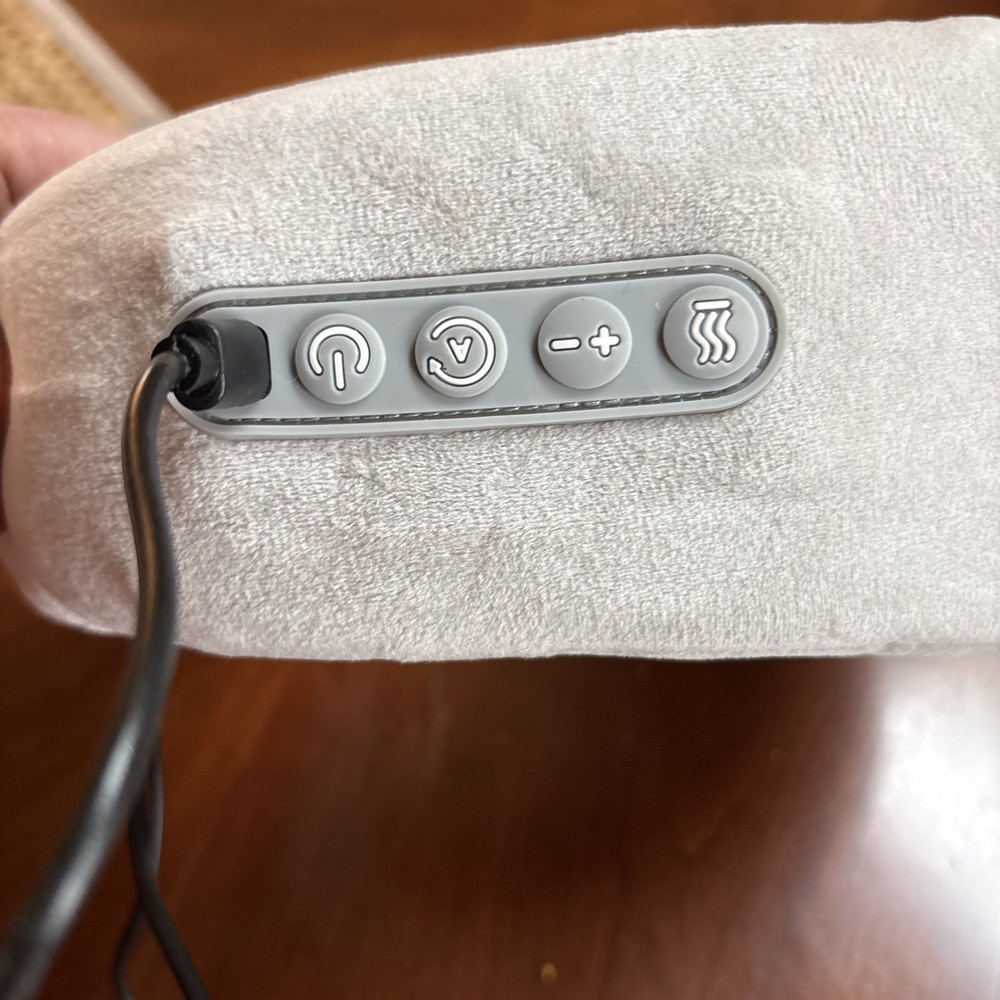 Massaging Neck Pillow