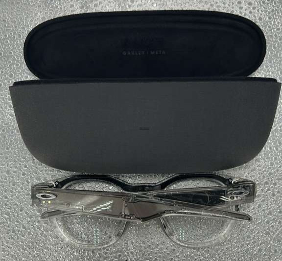 Oakley X Meta HSTN 0W8002-0551 Transitions Grey Lense & Shiny Clear Frame