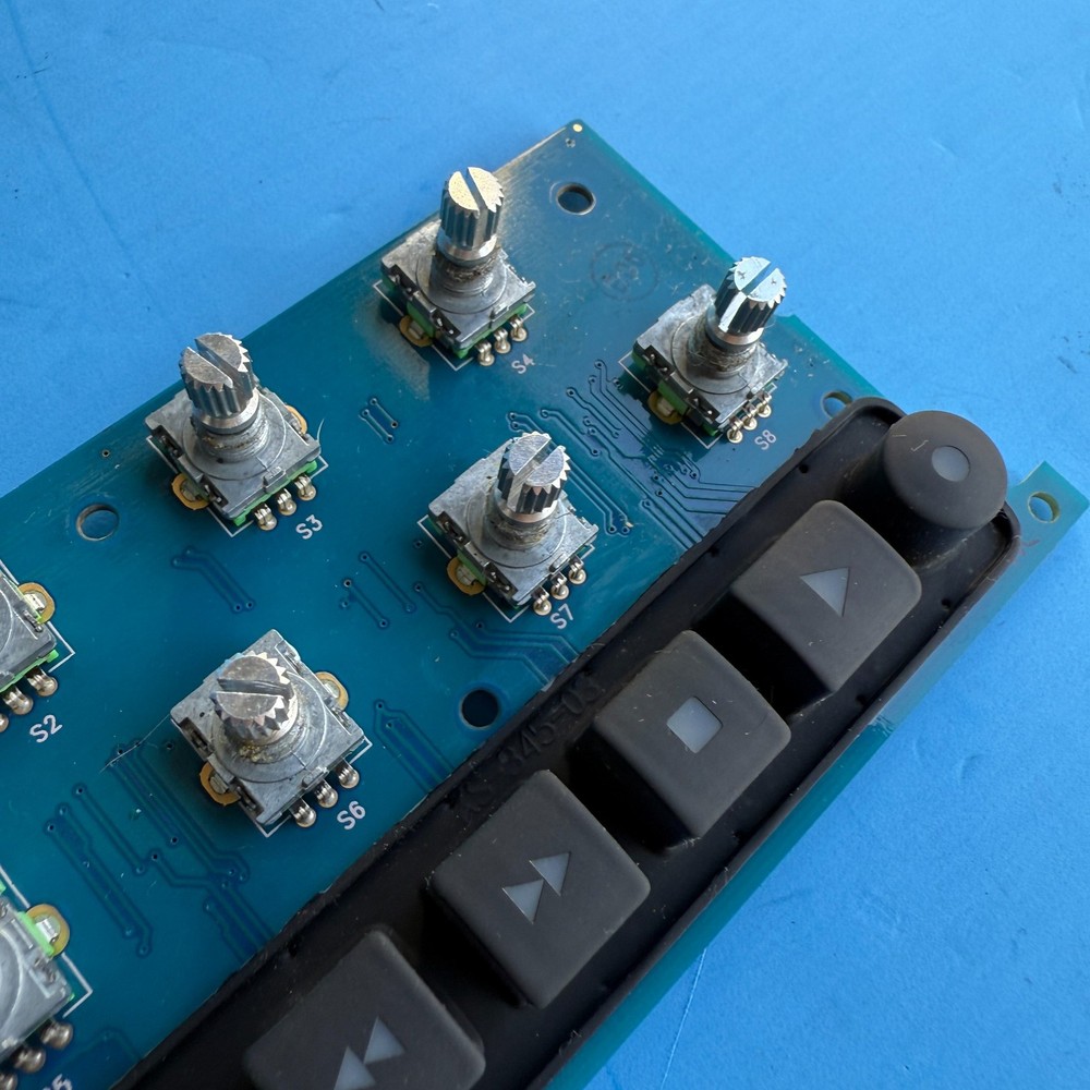 M-AUDIO AXIOM PRO 49 MIDI Controller OEM Part: Encoder Knob PCB Board & Pad