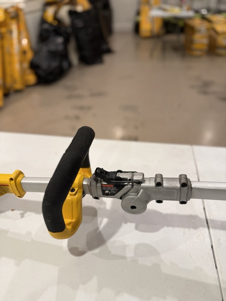 DEWALT 20V Max 14-inch Folding String Trimmer Brushless Tool DCST922B