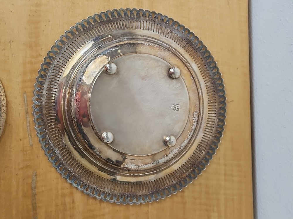 W.B. Mfg Co. Silverplate Lidded and Footed Bowl Pierced Openwork 10"