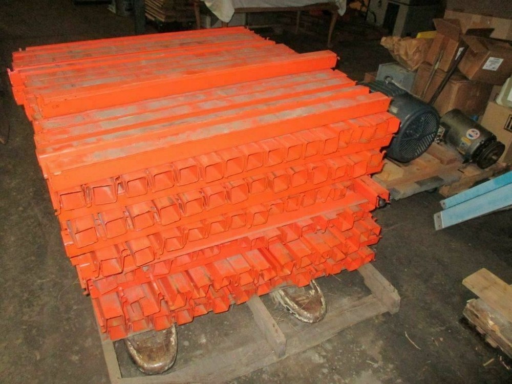 30" Snap Lock Style Pallet Supports Pallet Racking
