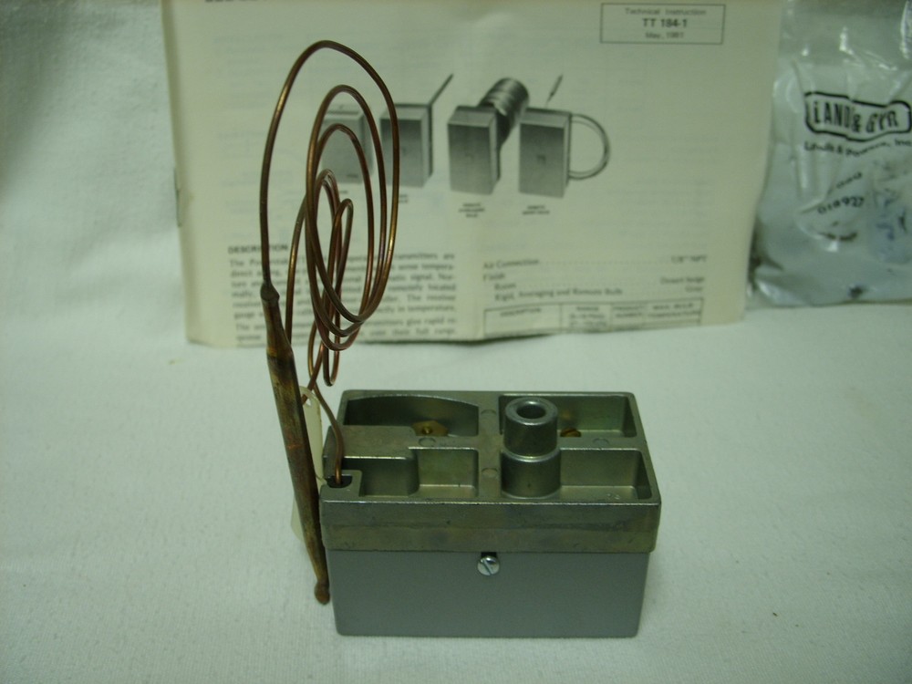 SIEMENS TEMPERATURE SENSOR TRANSMITTER 184-0018 / TT184