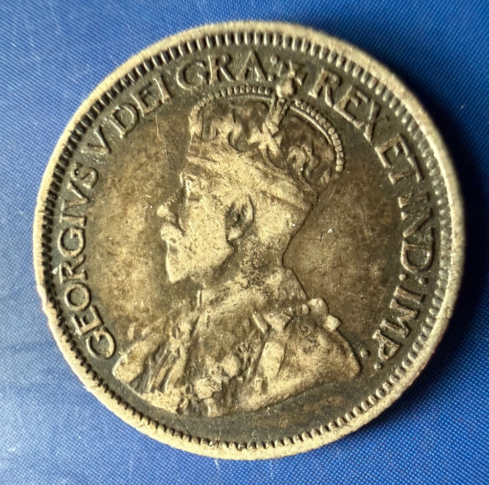 1912 Canada 10 Cents Silver as pictured.