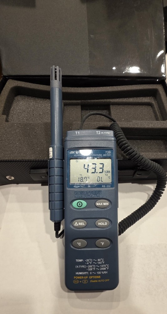 BK Precision 720 Temperature Humidity Meter