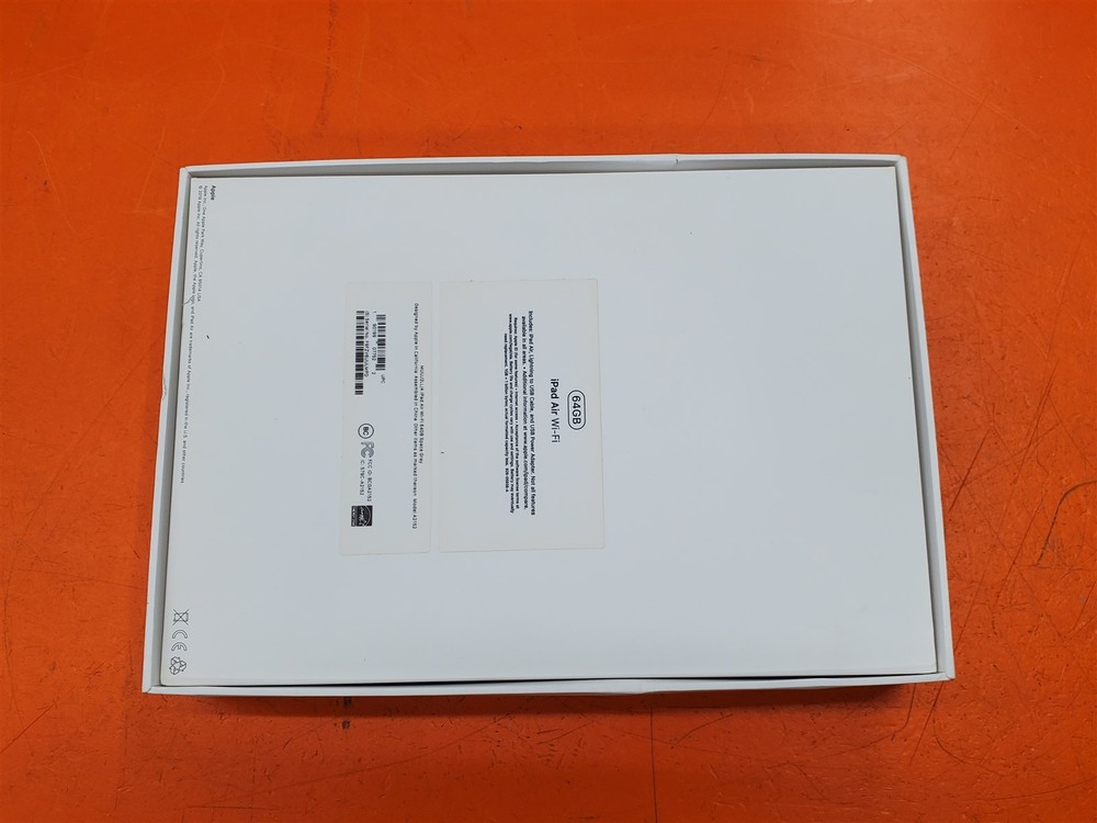 ⭐️⭐️⭐️⭐️⭐️ **EMPTY BOX** 64 GB iPad Air A2152