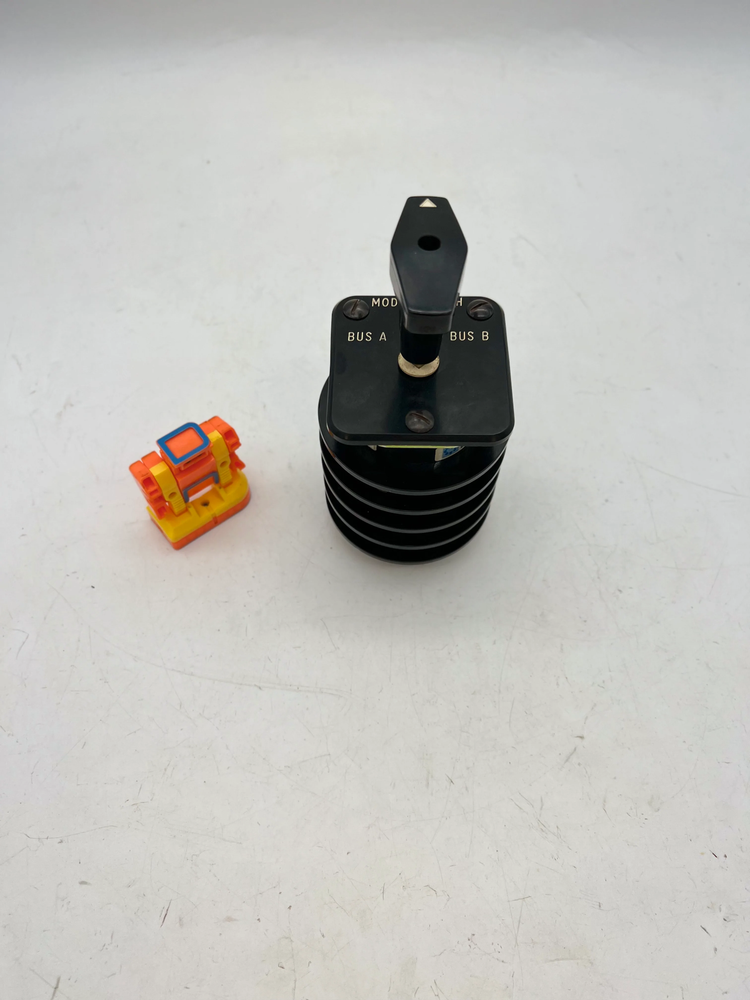 Shallco 26304B Rotary Control Mode Switch, Series 26 (Used)