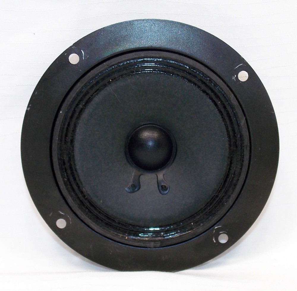 Realistic 4” Midrange Speaker #40-1282 ~ Sealed Back ~ 8 Ohm ~ WORKS!
