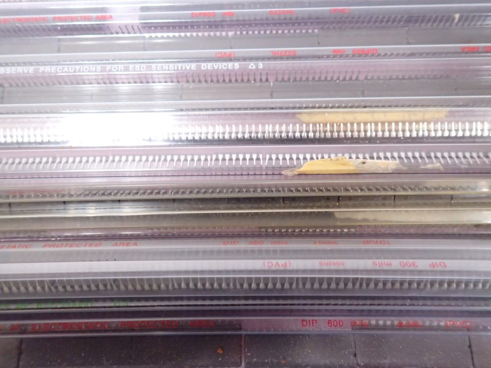 6.3 LBS ASSORTED INTEGRATED CIRCUITS / IC'S VARIOUS MANUFACTURERS