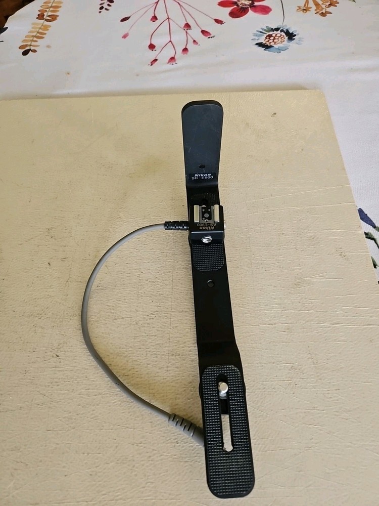 Nikon SK-E900 Multi-Flash Photography Bracket Unit (fits E900S/E950/etc)- TESTED