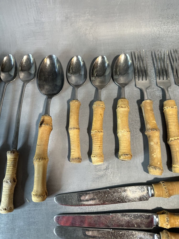 19 Piece Cal Hawaii Bamboo Flatware