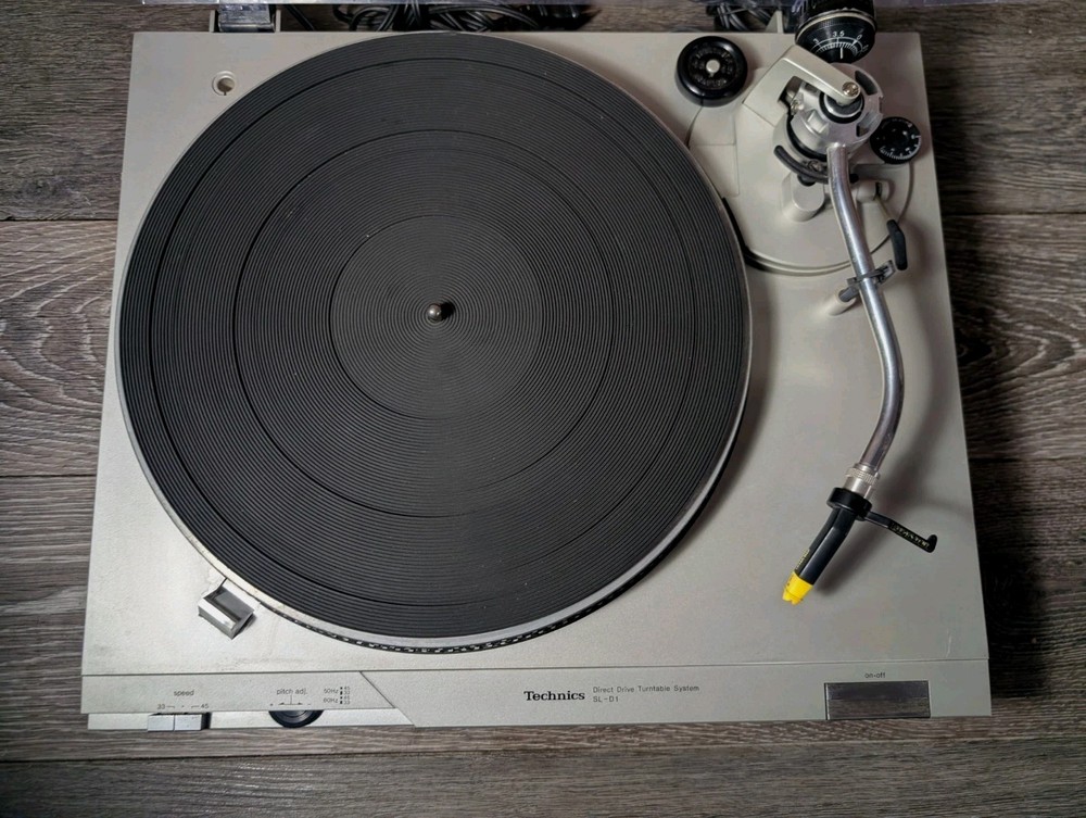 Technics SL-D1 Direct Drive Automatic Player System Tested Working DJ Turntable
