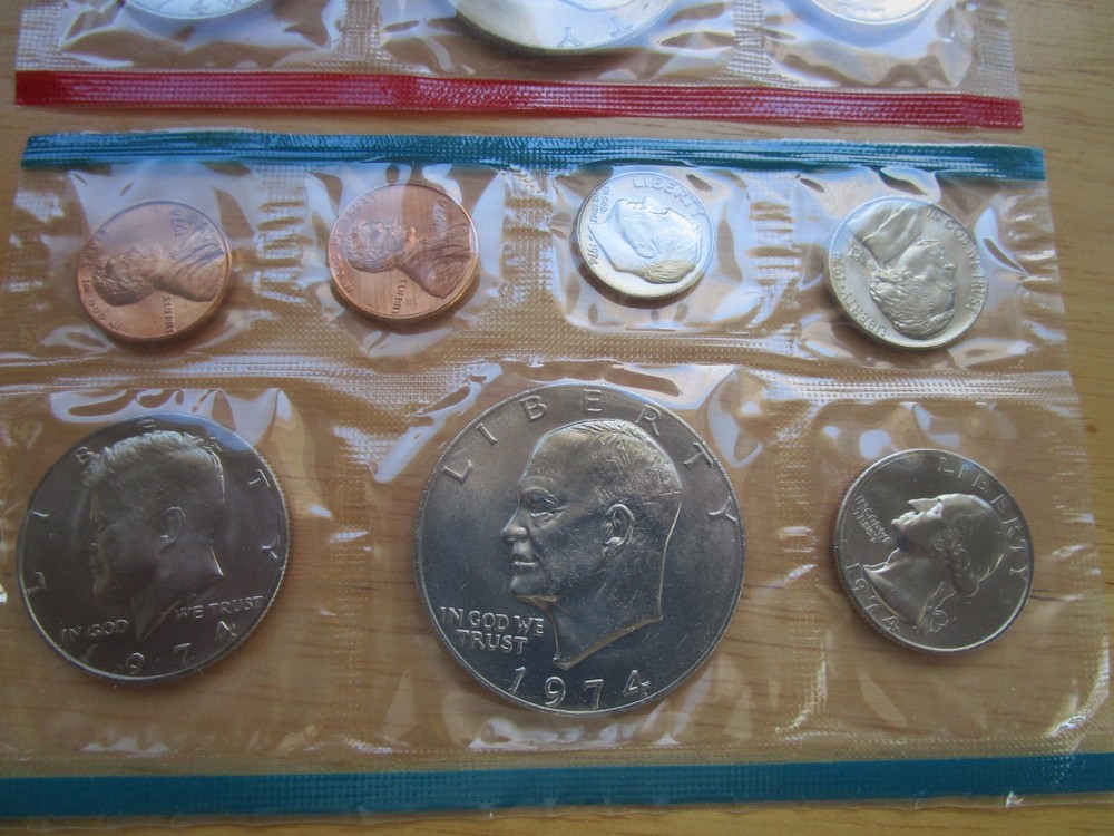 1974 P/D/S US Mint Set Uncirculated in OGP Envelope