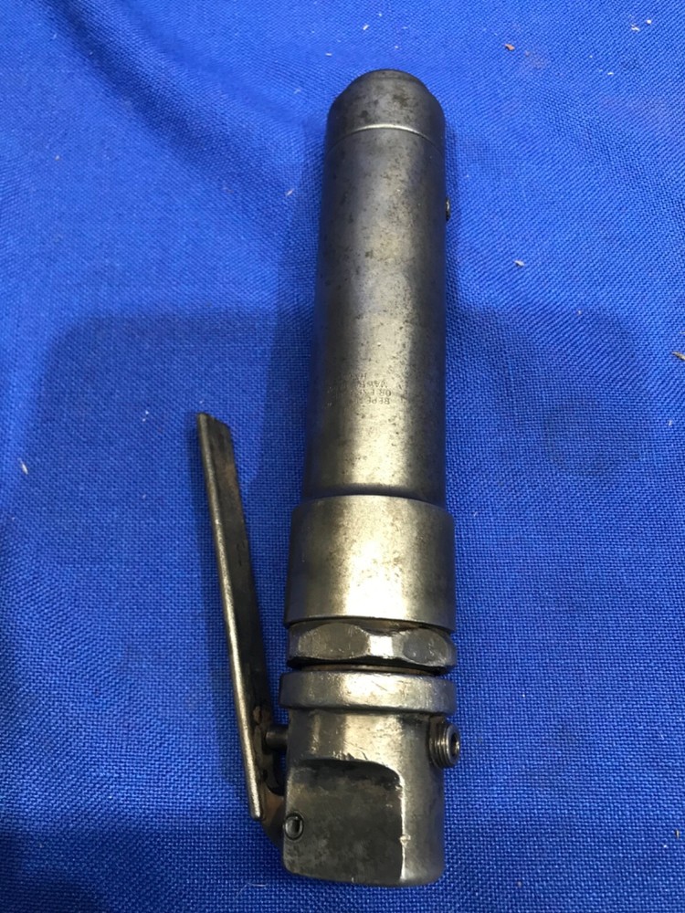 AIR CHISEL SCALER SCALING HAMMER "MADE IN USA" read description