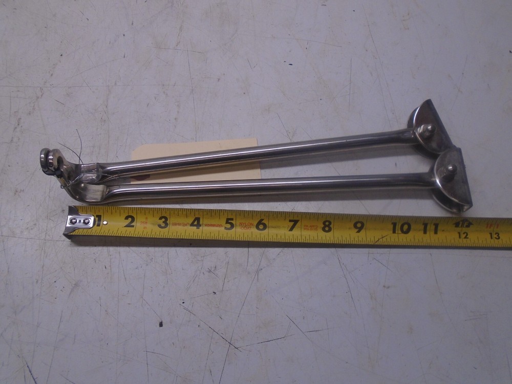 O2a WINDSHIELD SUPPORT BRACKET Four Winns Sundowner Brace Window Pair 12"