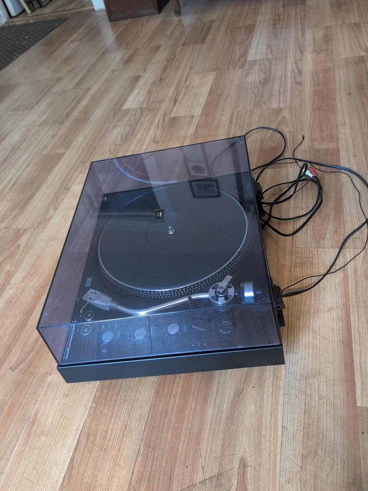 MCS 6700 (Technics) DIRECT DRIVE TURNTABLE - Gorgeous Condition!