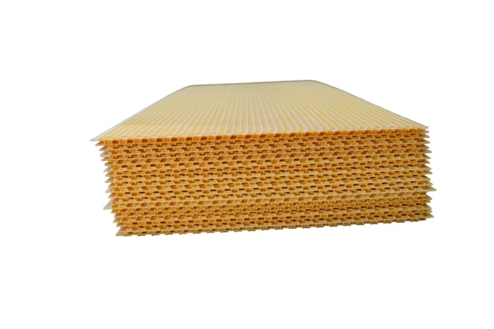 Bee Hive Langstroth Deep Frames Kit ( Frames + Yellow foundation ) 20 FRAMES