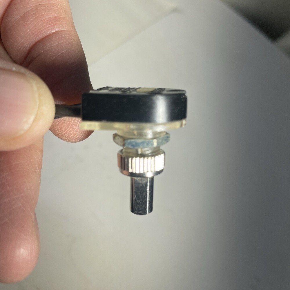 2 pushbutton switches lamp light part N