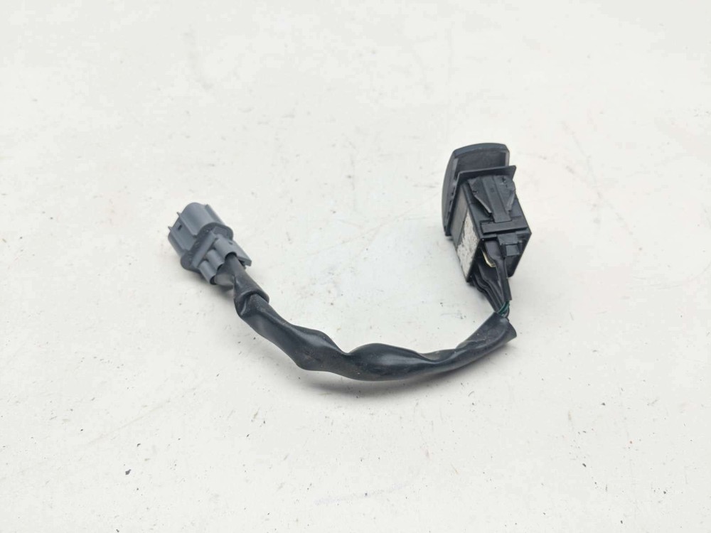 20 CF Moto UForce 1000 Horn Control Button Switch