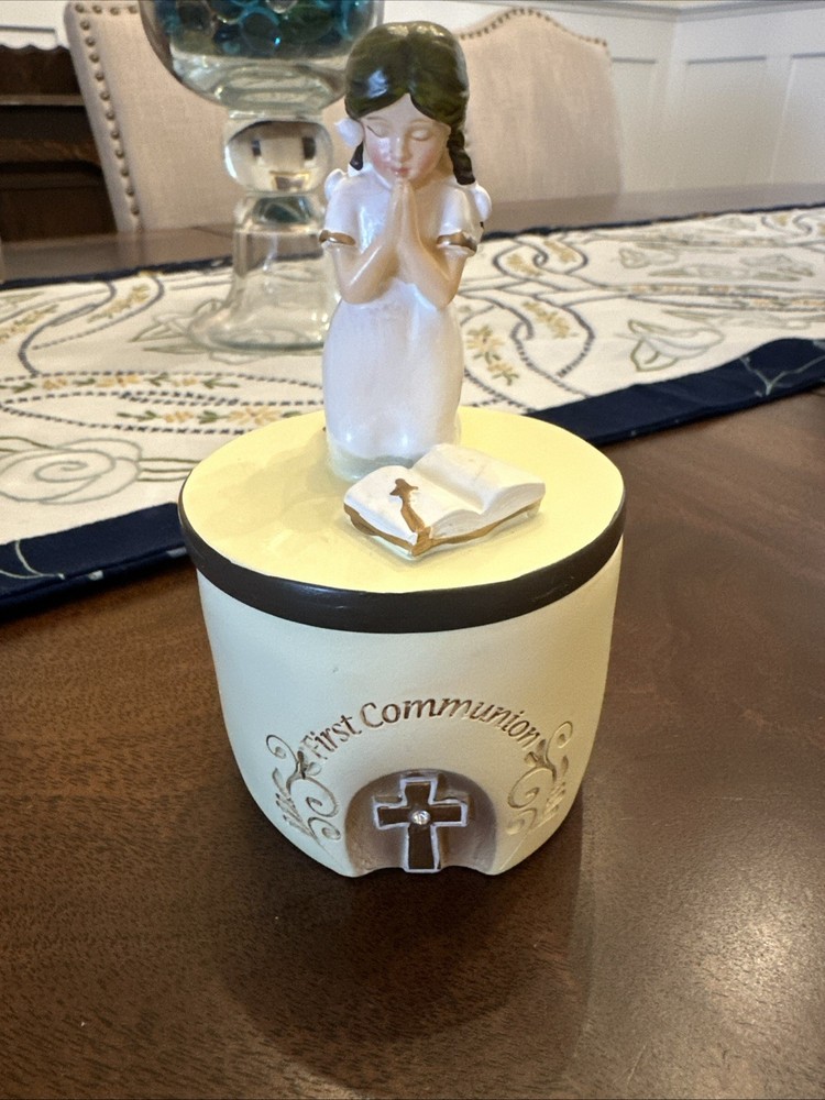 First Communion Gift For Girls / Keepsake - Dickson