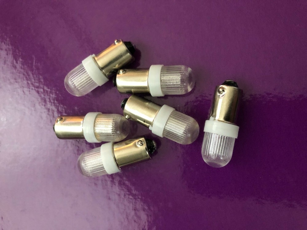 Jukebox Seeburg 3W1  LED lamps for front panel illumination .