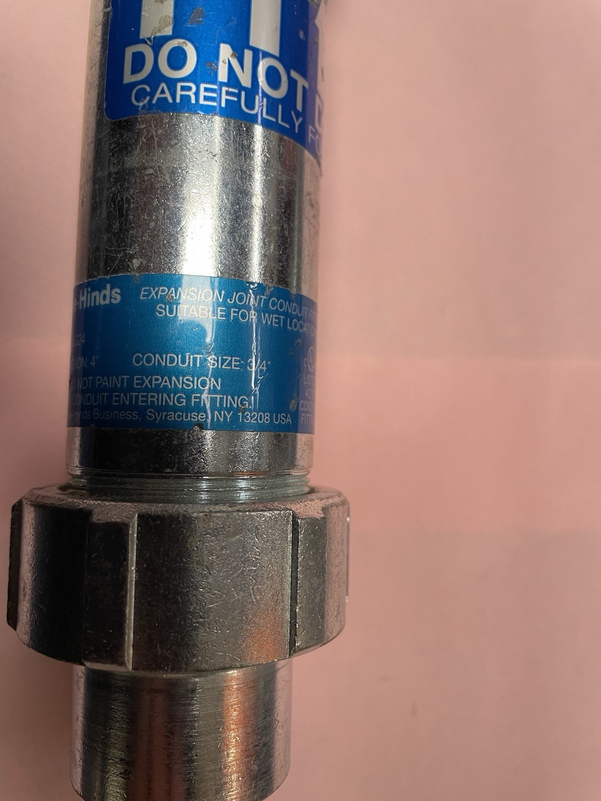 EATON Crouse-Hinds XJG24 3/4" EXPANSION JOINT CONDUIT FITTING W/4" MOVEMENT