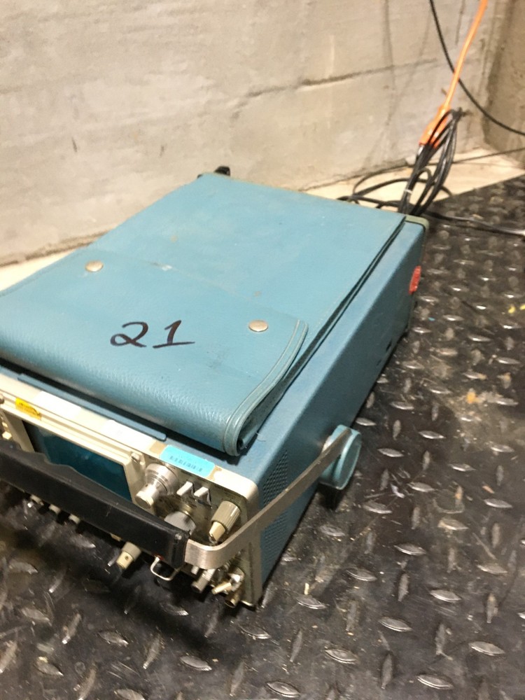 Tektronix 465 Oscilloscope *UNTESTED*