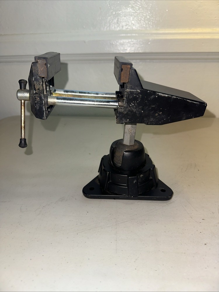 D-vise by DREMEL hobby vise