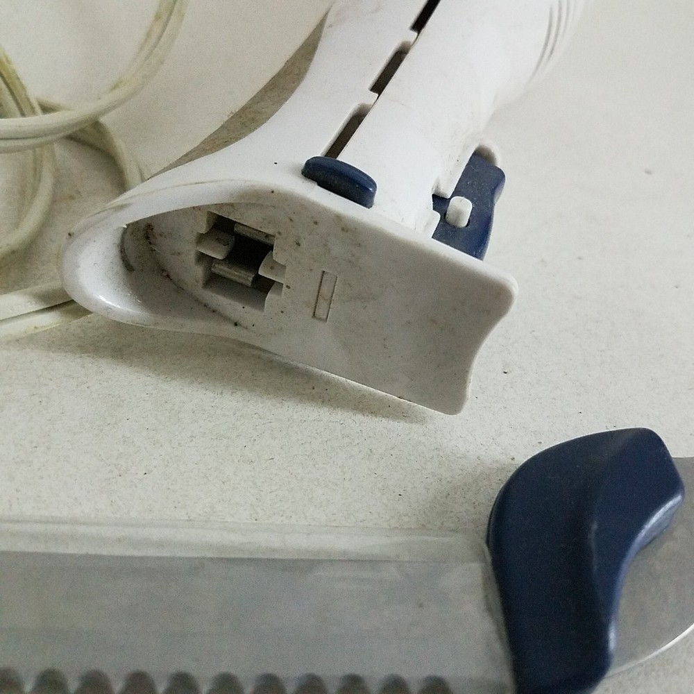 Black & Decker Electric Slicer EK 700