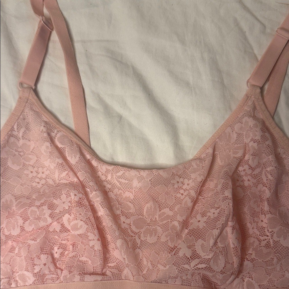 Auden Lace Bralette in Blush