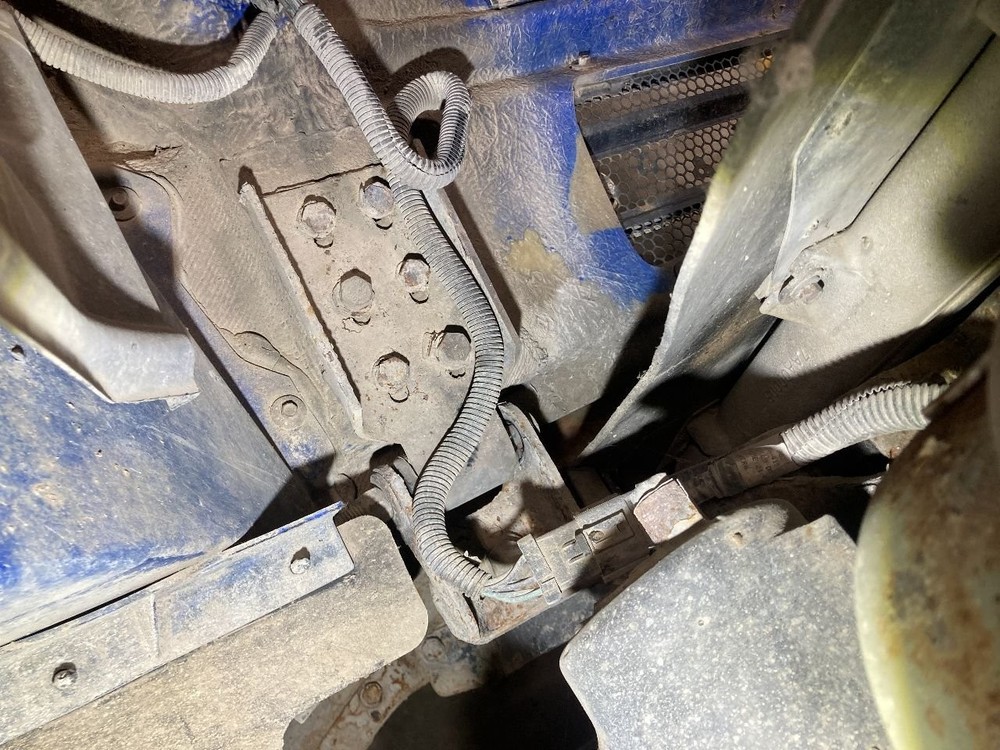 Sterling ACTERRA Left/Driver Hood Hinge - Used