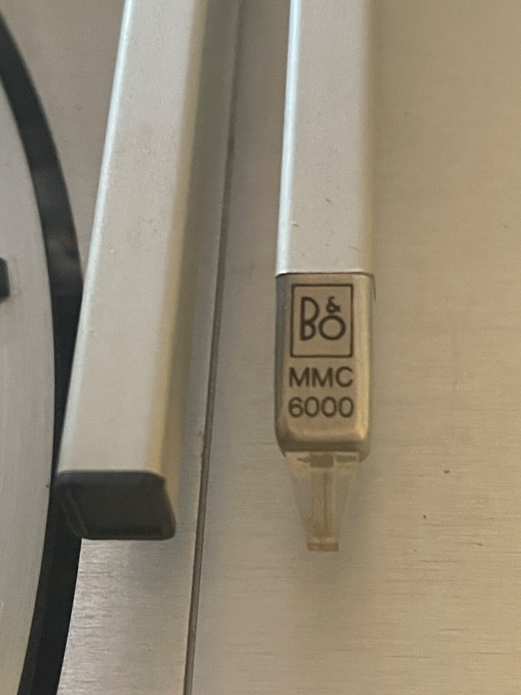 Bang & Olufsen Beogram 4002 turntable