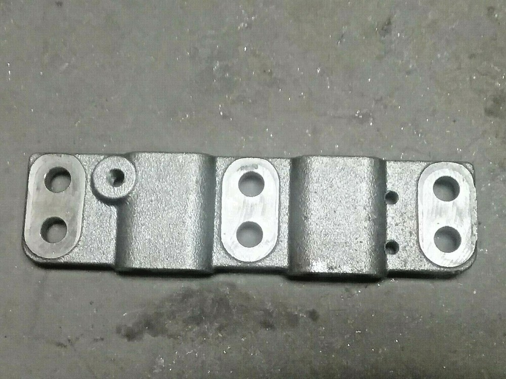 CUMMINS ISX15 FUEL PUMP SUPPORT BRACKET 3687073