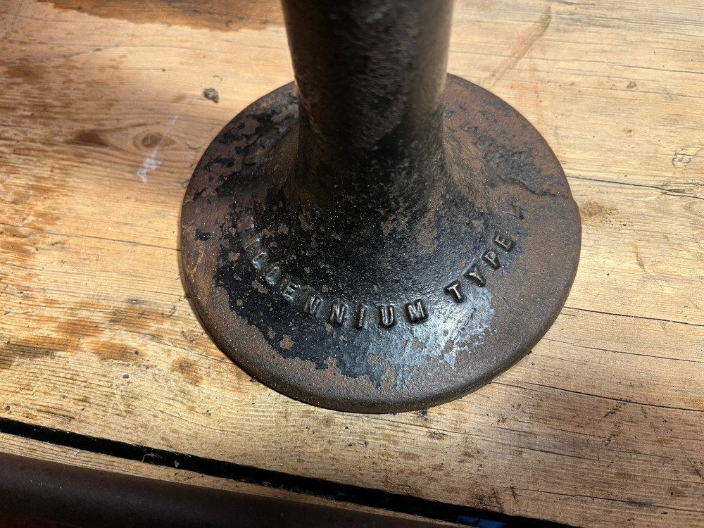 Lake & Elliot millennium Type II Protected jack with Handle