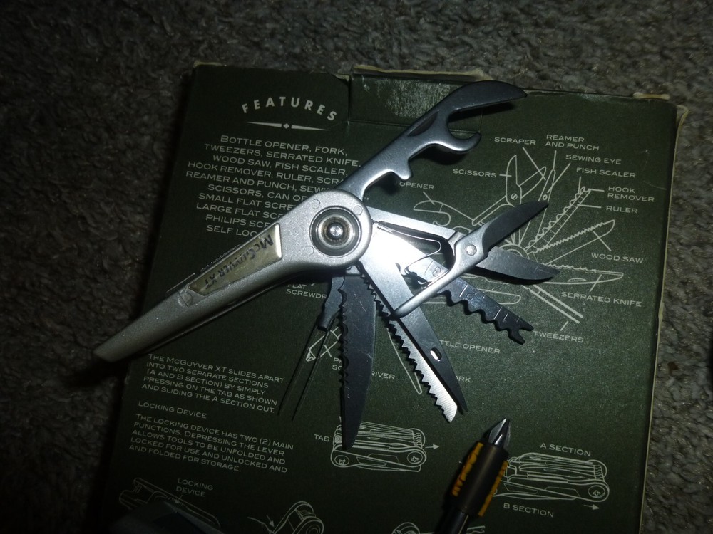 Eddie Bauer Topeak Mcguyver XT Tool Real Gear 16 SS Tools Multi Function