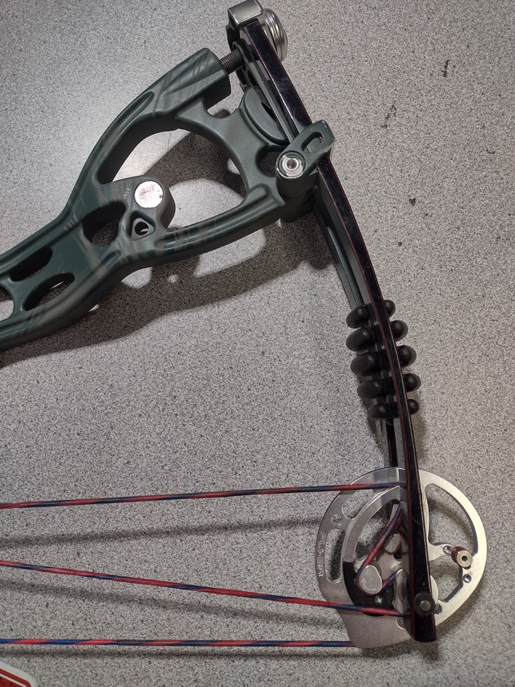 HOYT RAMPAGE XT...RH...50#