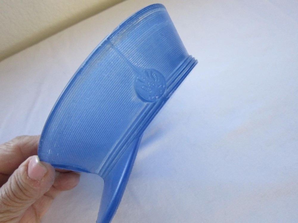 OPEN BLUE GLASS HAT CANDY CONTAINER