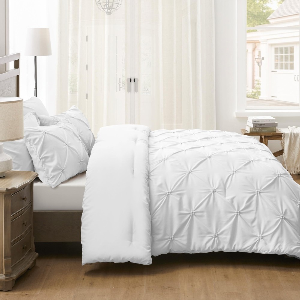 Queen Comforter Set White - Soft Fluffy Pintuck Down Alternative Bedding Set ...
