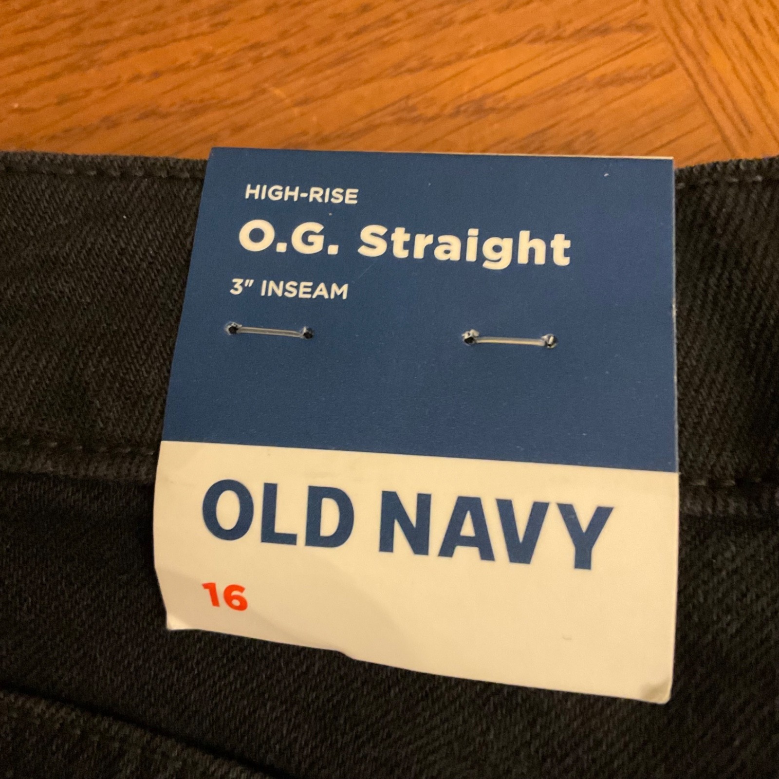 Old Navy High-Rise OG Straight Black Jean Shorts Women’s Sz 16 Raw Hems NWT