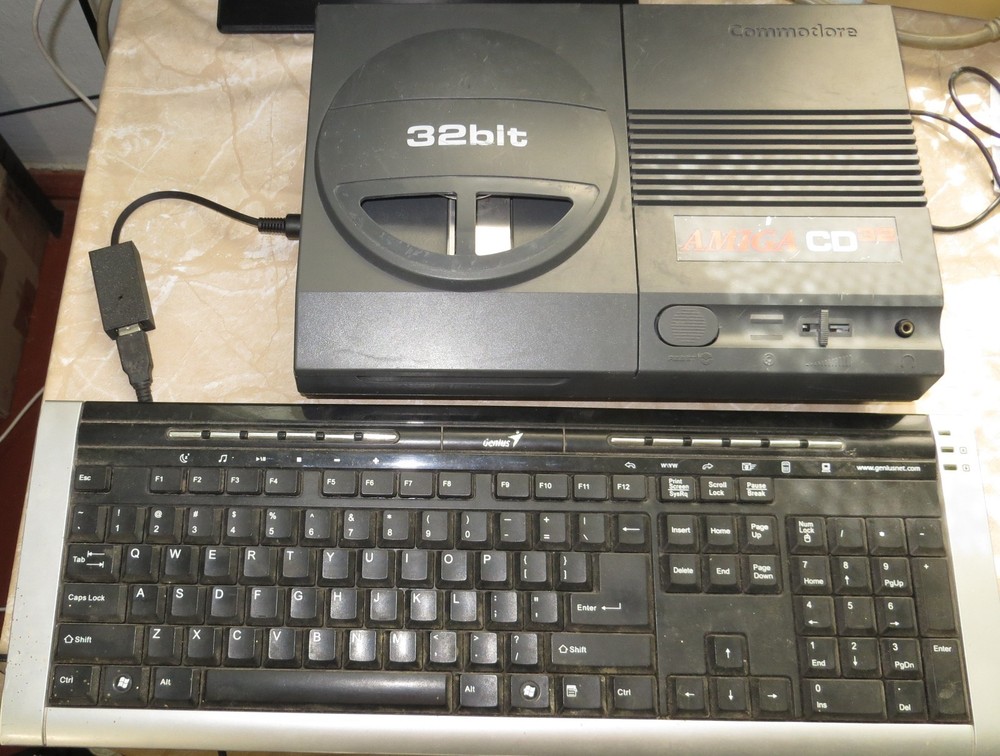 Amiga CD32 USB keyboard Adapter
