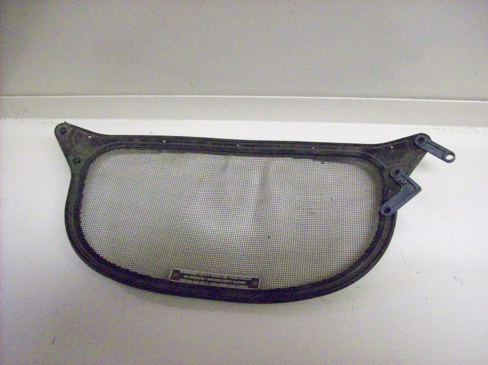 P Forestry Visor V1a - other clips on back?