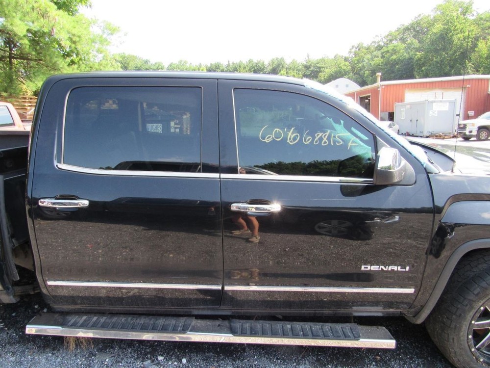 SIERDEN15 2016 Glove Box 1065250