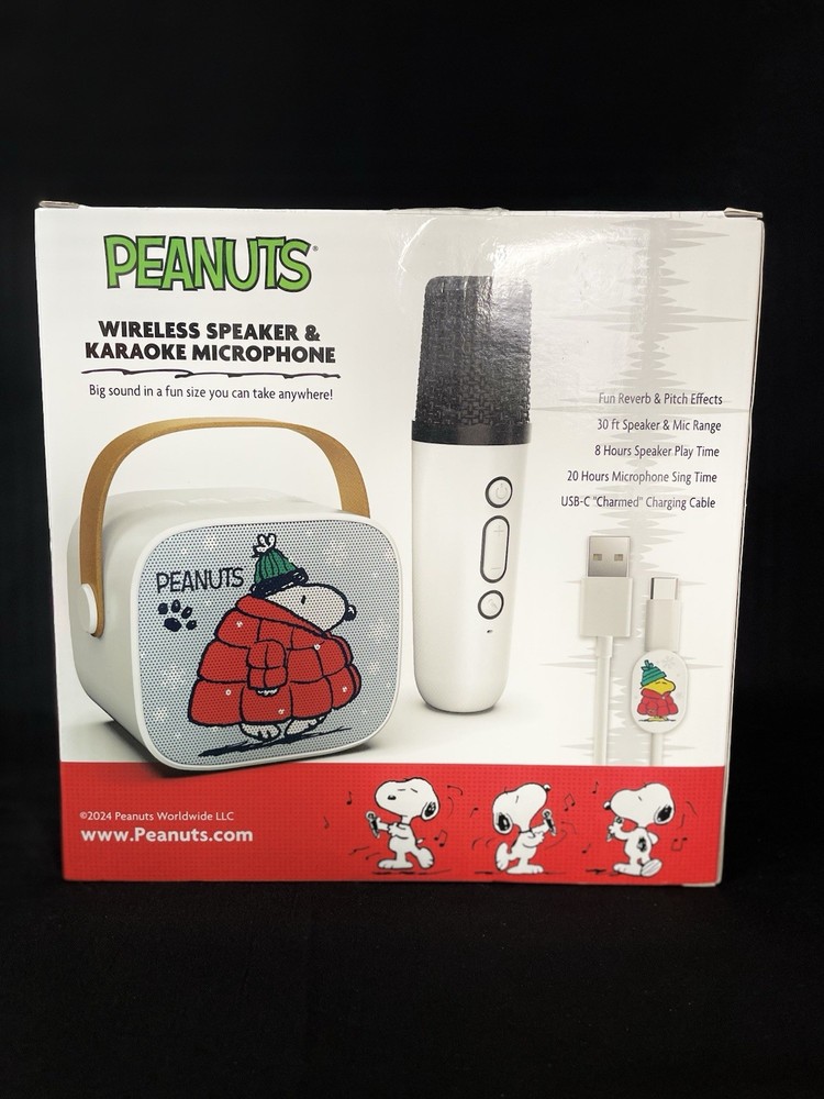 Peanuts Snoopy Wireless Bluetooth Speaker & Karaoke Microphone Set
